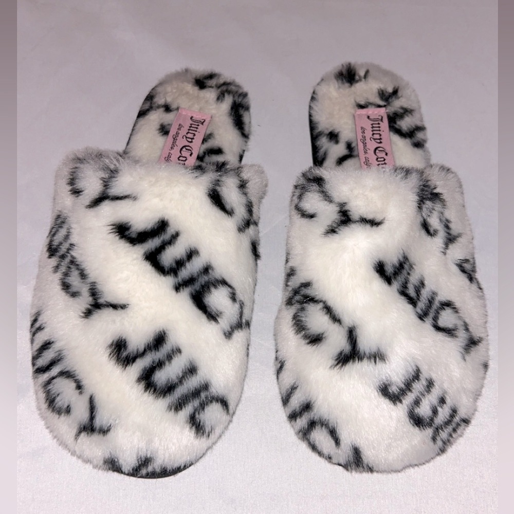 Juicy Couture Black White Logo Slippers Faux Fur  Closed Toed Slip On House Shoe